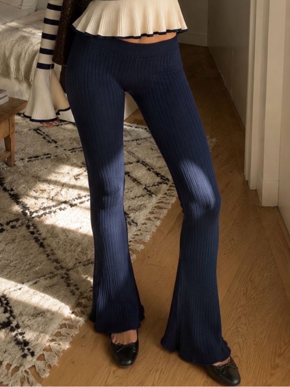 Reformation Navy Ribbed Flared knit Leggings Size L